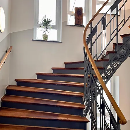 Hotel Dh Deutsches Haus - Ihr Digitales *