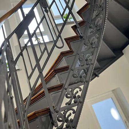 Hotel Dh Deutsches Haus - Ihr Digitales